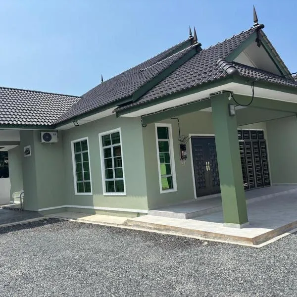 Homestay Rakyat Dungun，位于龙运的酒店