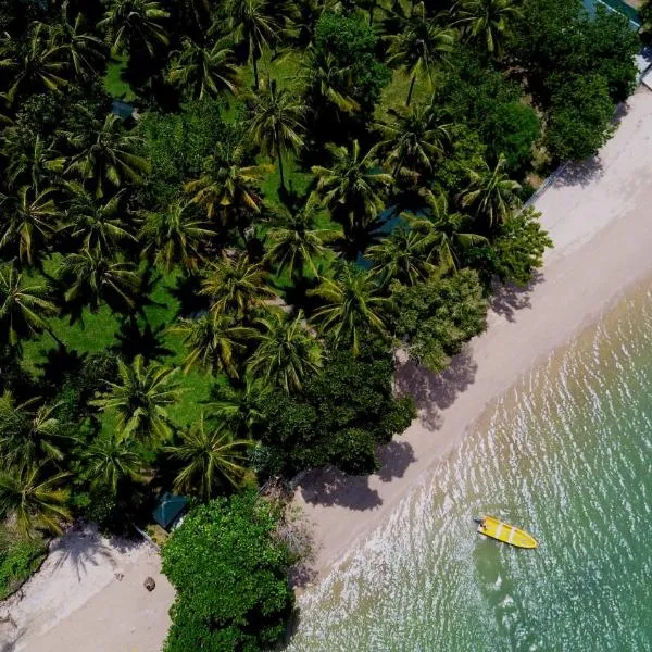 Belongas Bay Lodge，位于Blongas的酒店