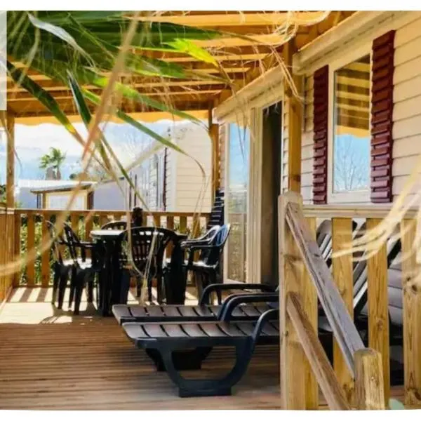 Mobil-home aux Sables du Midi chez Catherine et Bernard.，位于瓦尔拉普拉日的酒店