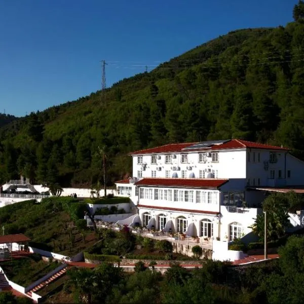 Club Residenza del Golfo，位于普拉亚·阿马勒的酒店