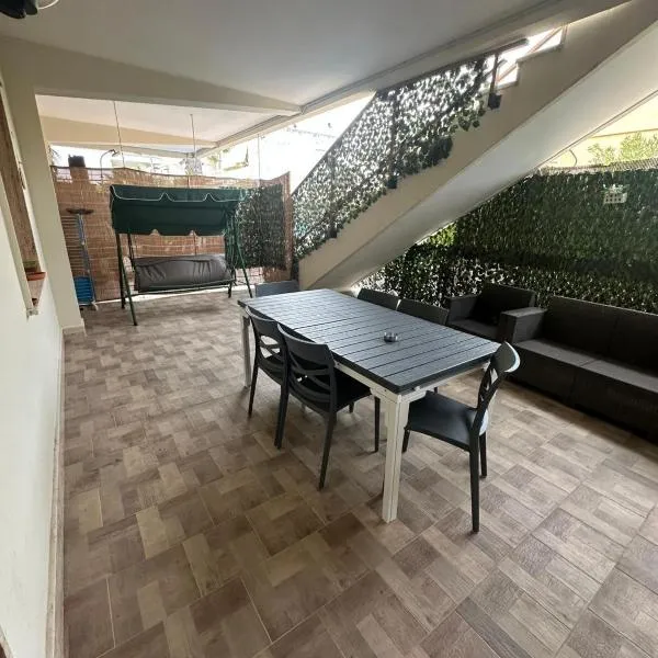 Appartamento in villa，位于托雷阿马莱的酒店