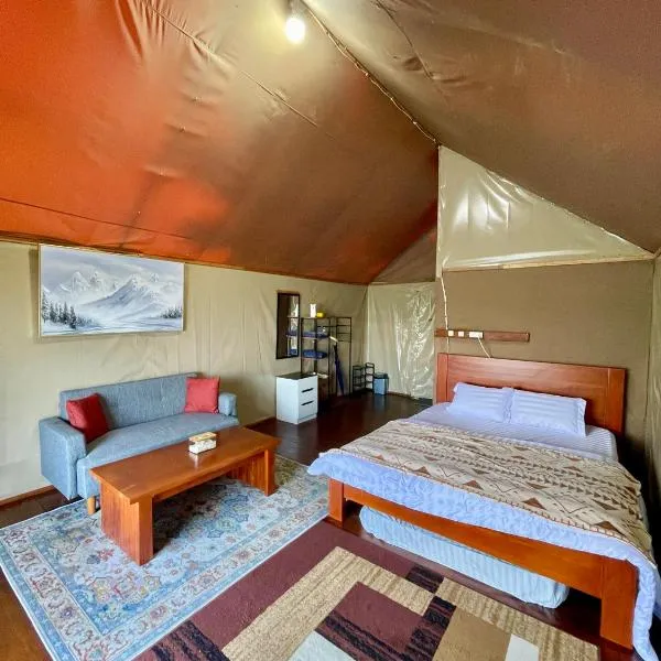 Seroja Hills Glamping Wonosobo，位于Kejajar的酒店