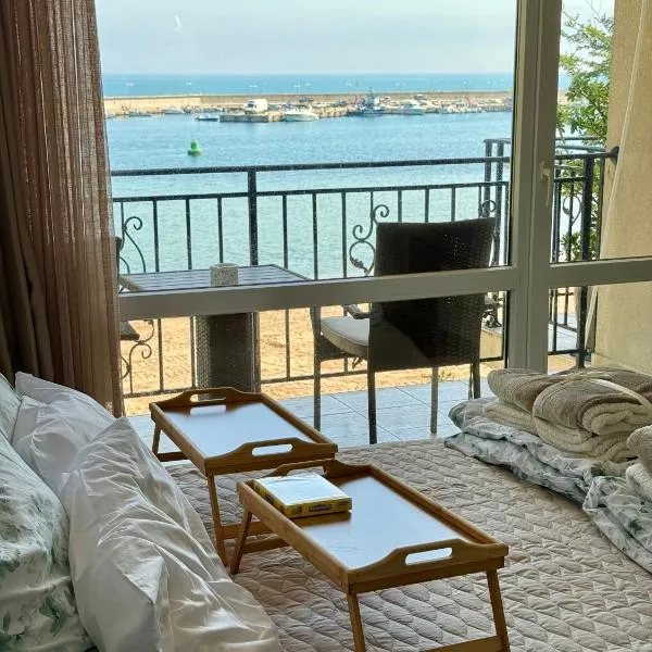 Apartment Porto Chernomoretz，位于切尔诺莫雷茨的酒店