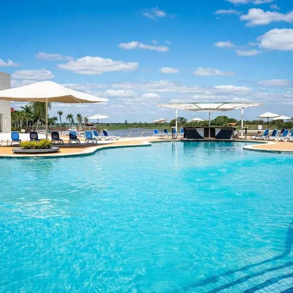 Yacht & Golf Club Paraguayo, a Tribute Portfolio Resort，位于亚松森的酒店