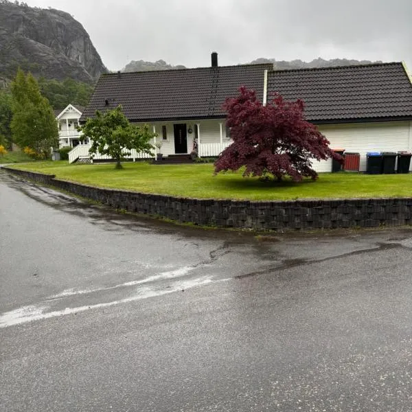 Eikestua，位于Sokndal的酒店