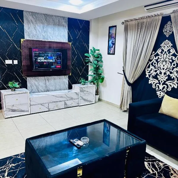 Luxury Apartment In Bahria Heights 1，位于拉瓦尔品第的酒店