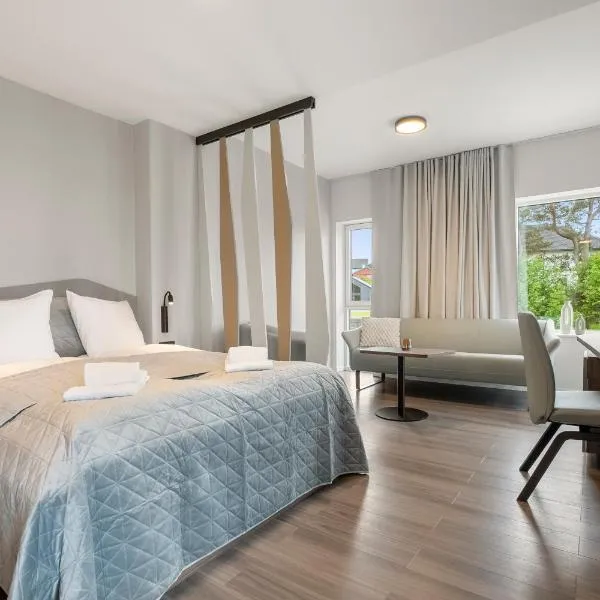 Kinn Hotell Florø，位于弗洛罗的酒店