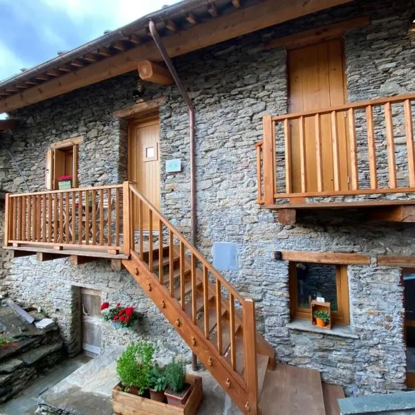 BAITA GHITIN，位于Ostana的酒店