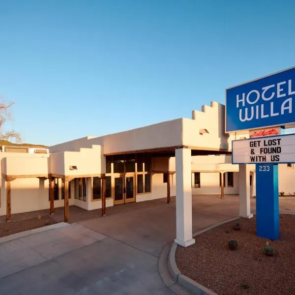 Hotel Willa，位于陶斯的酒店