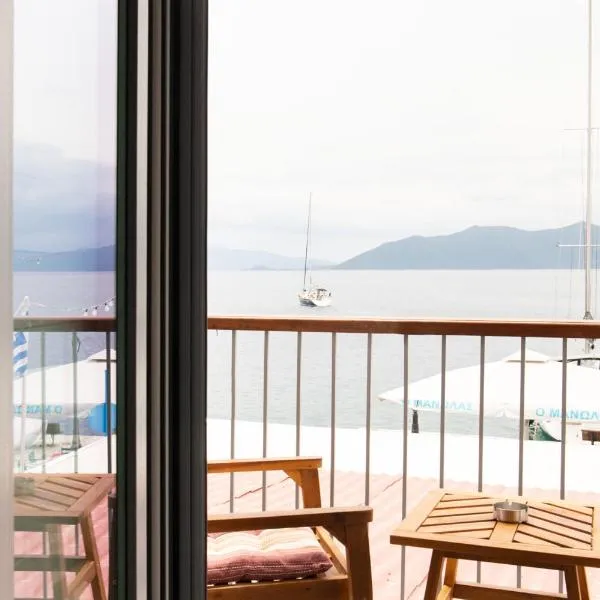 Selana και Ielios Trikerisuites，位于特里凯里的酒店