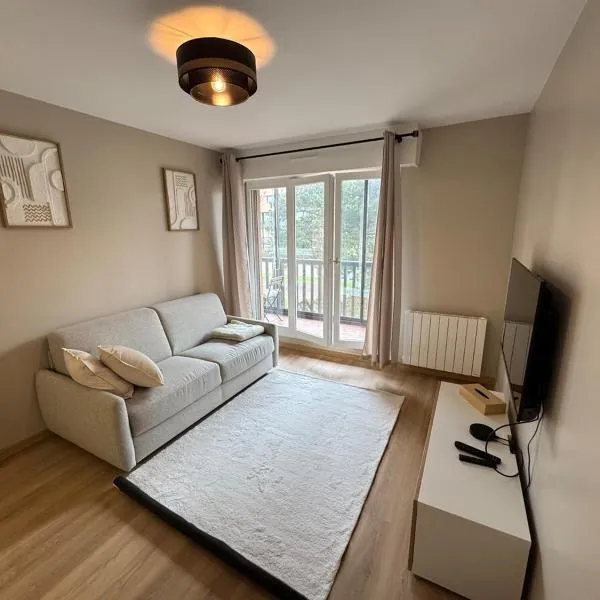 La Casa - Appartement neuf proche Deauville，位于滨海维莱的酒店