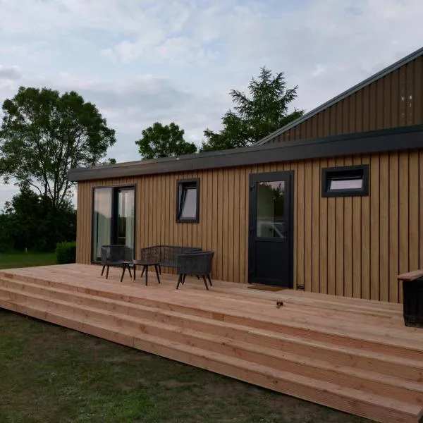 Luxury chalet 'Eveline' near Blokzijl，位于布洛克宰尔的酒店