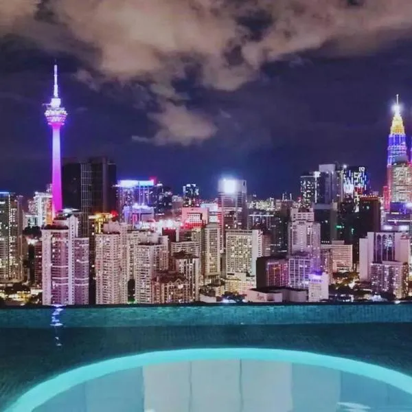 1BR condo with Amazing KLCC View & Infinity Pool at Lalaport Bukit Bintang，位于吉隆坡的酒店
