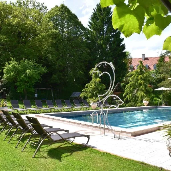 克鲁普菲客乐花园酒店，位于Eibiswald的酒店