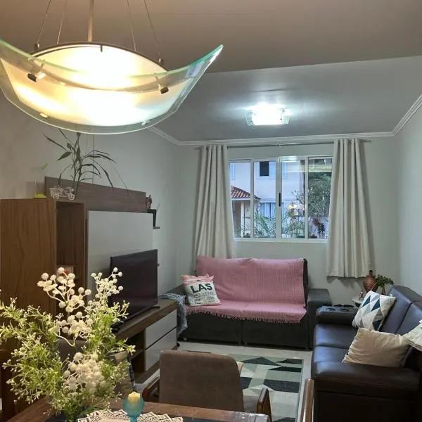 Casa em condomínio，位于约恩维利的酒店