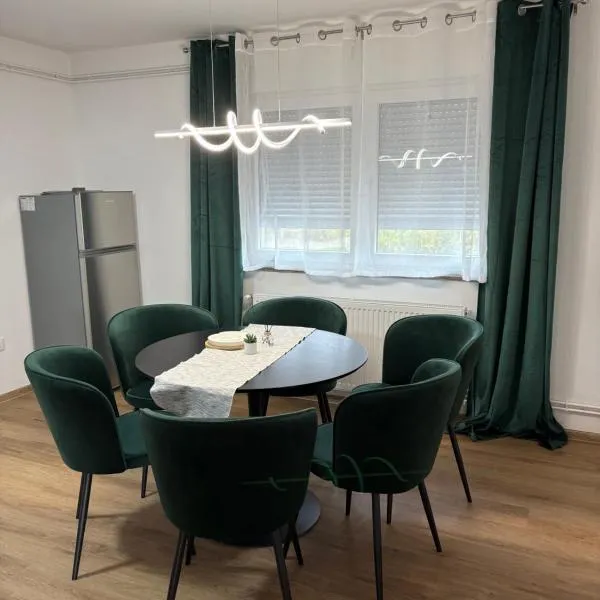 Apartman Anita，位于库蒂纳的酒店