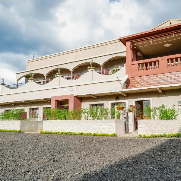 La suite by Aren'Ala - Résidence Volavita，位于安齐拉贝的酒店