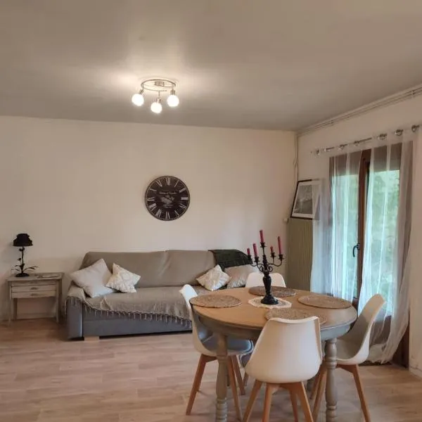 Gîte Ebreuil，位于Ébreuil的酒店
