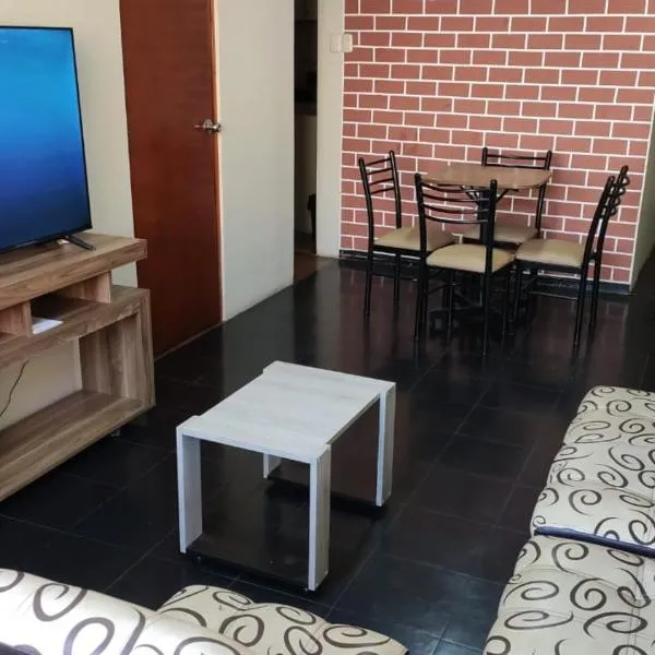 Departamento en el centro de Tacna，位于塔克纳的酒店