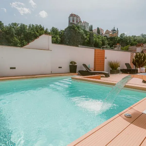 Resort Mlýn Karolínka，位于迪耶河畔弗拉诺夫的酒店
