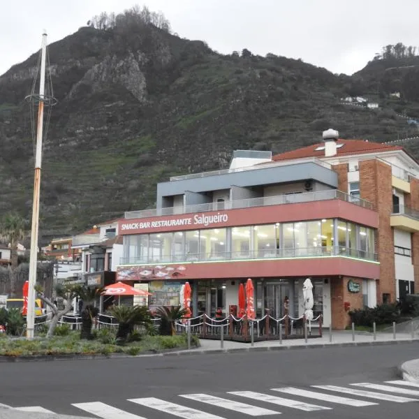 Hotel Salgueiro，位于莫尼兹港的酒店