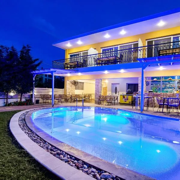 ALDEBARAN HOMES，位于利迈纳里亚的酒店