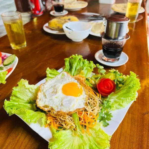 Peaceful Mountain Hotel，位于河江的酒店