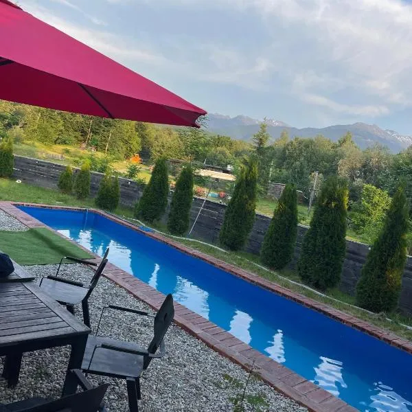 Mountain Views Chalet，位于波卢巴库苏斯的酒店