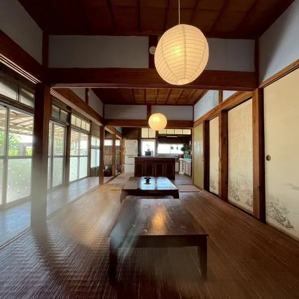 -大人数で泊まれる一棟貸し-なかまあじーんやー海近くの素敵な島暮らし体験-手久津久-，位于Kikaijima的酒店