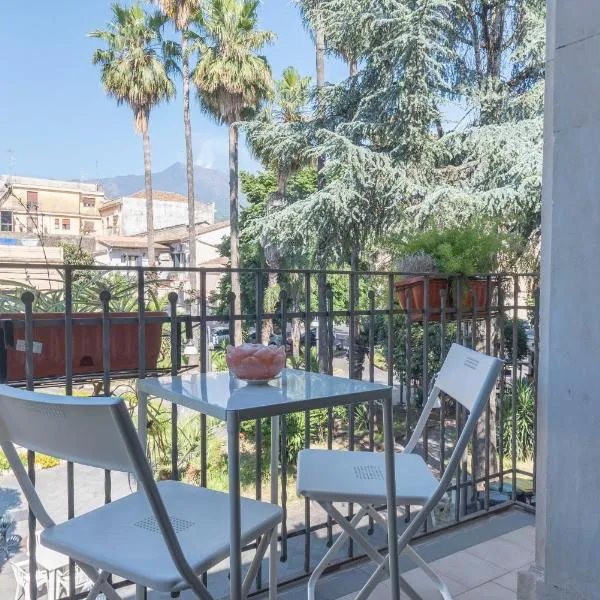 Casa Vacanze Catania - Giarre Etna D'Amore，位于加里的酒店