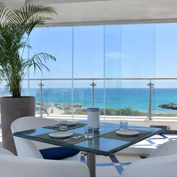 Damavi hotel，位于新福卡的酒店