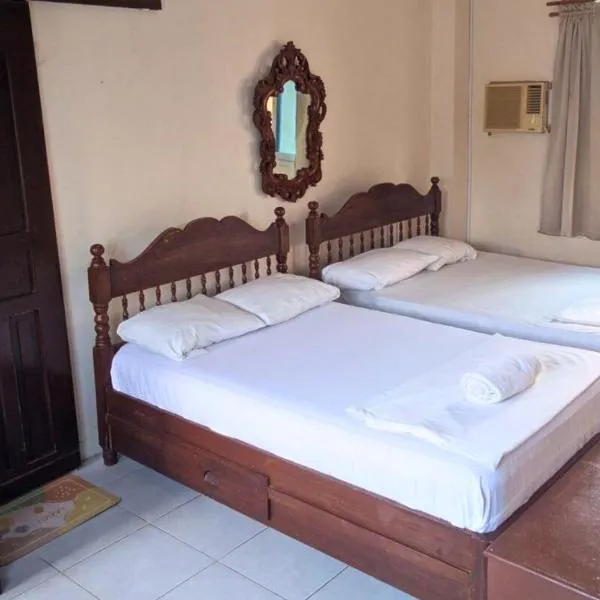 JM-RN Pension House，位于Padre Burgos的酒店