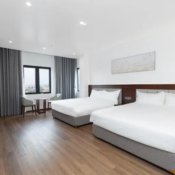 Khách sạn Kim Đồng Hotel，位于Móng Cái的酒店