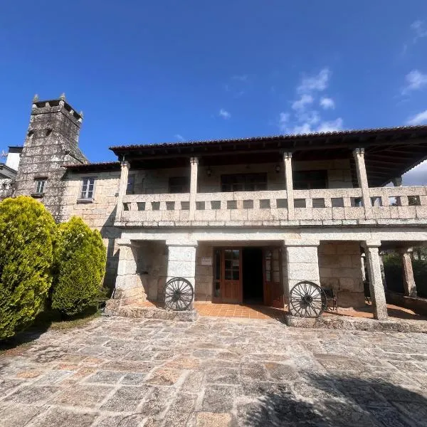 Pazo Carballo Hotel，位于Sampaio的酒店