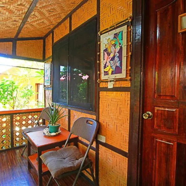 Adrianas Place Boutique Guest House，位于邦劳的酒店