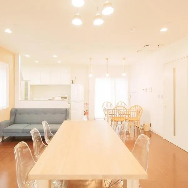 Itoshima inn 海 山 川が目の前でベッド8台 4LDK 一棟貸し，位于Itoshima的酒店