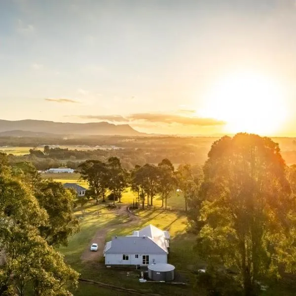 Coopers Lodge, Lovedale - A rural escape in the heart of wine country，位于勒弗戴尔的酒店