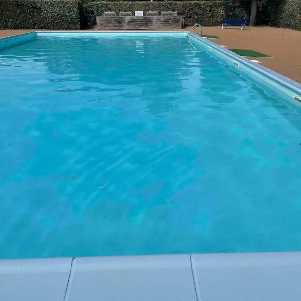 La Baule-Grands Hotels - 8 min walk to Benoit Beach，位于盖朗德的酒店