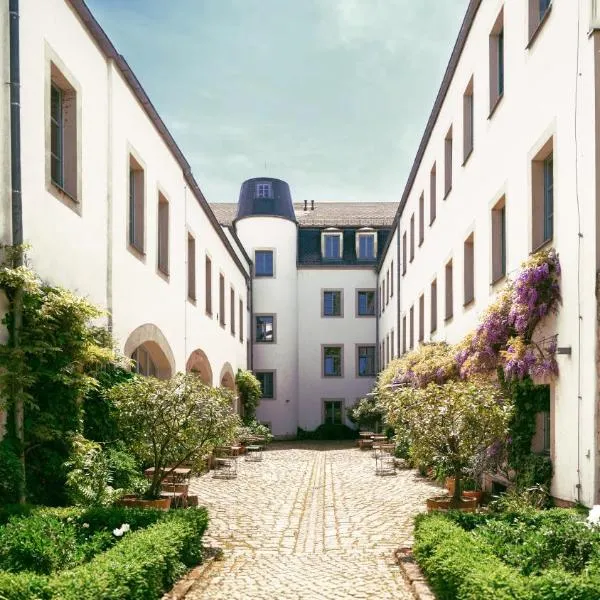 Hofgarten 1824 Hotel garni，位于德累斯顿的酒店