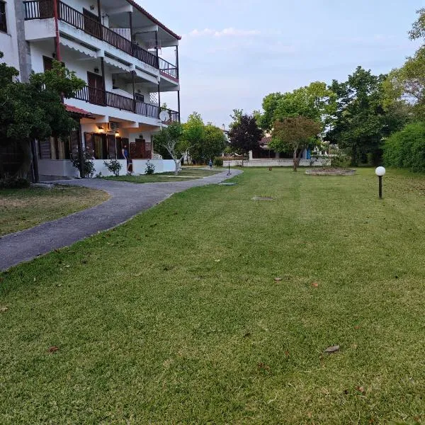 Sun And Roses Siviri，位于希维利的酒店