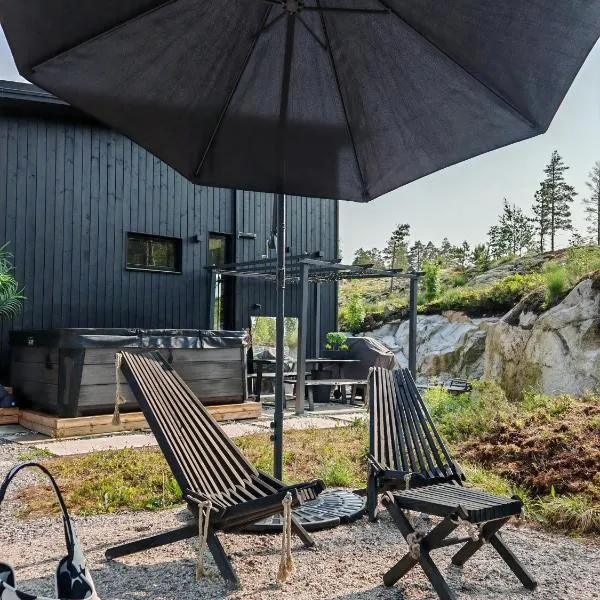 Villa Blackwood，位于Söderkulla的酒店