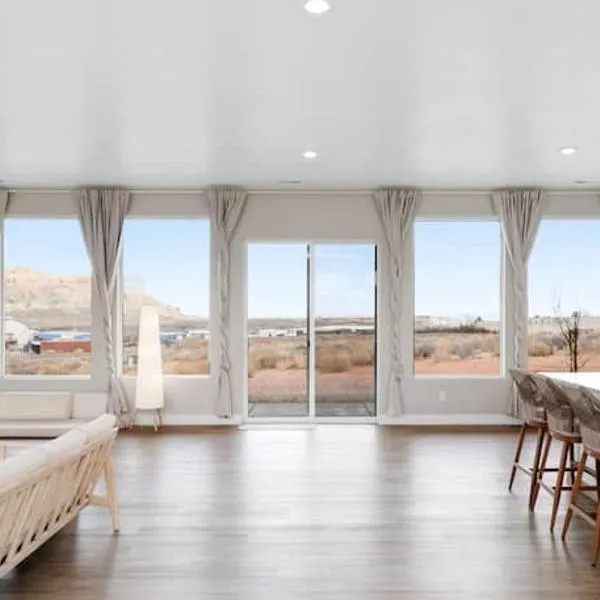 Canyon Mesa Haven, Luxury Stay near Lake Powell，位于比格沃特的酒店
