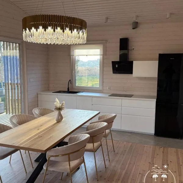 Kaper Łeba - Domki Nad Morzem，位于韦巴的酒店