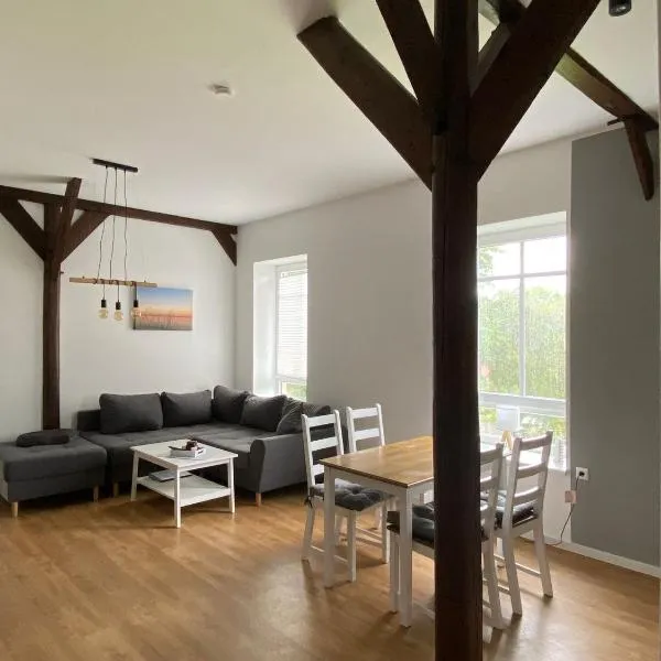 Ferienwohnung Storchennest，位于Drochtersen的酒店