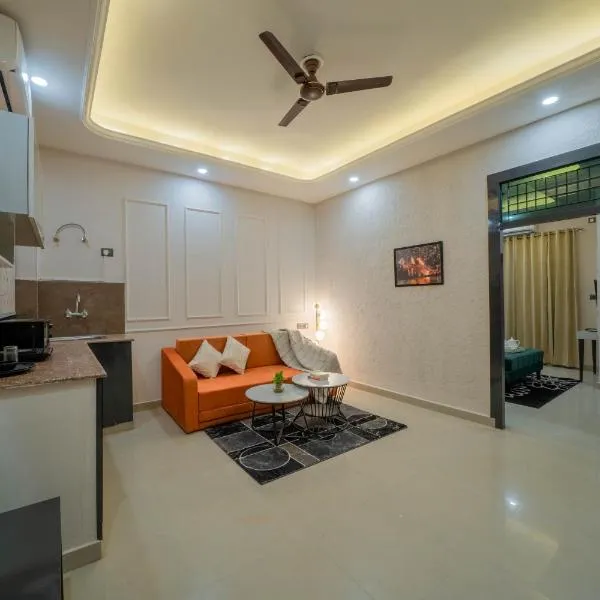 Perfectstayz Value Aalaya suites - Room with Private Kitchenette，位于哈里瓦的酒店