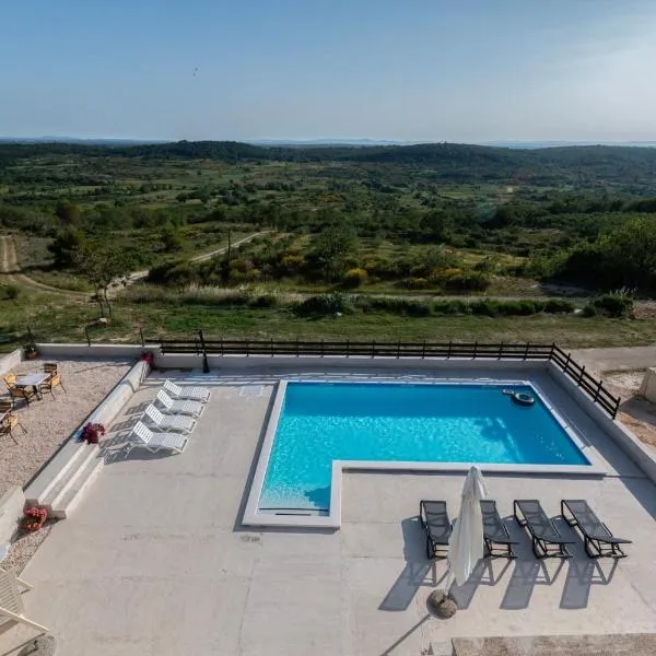 Apartmani Niko，位于扎达尔的酒店