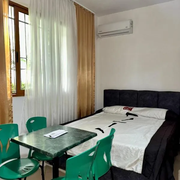 H&A Guest House，位于格勒姆的酒店