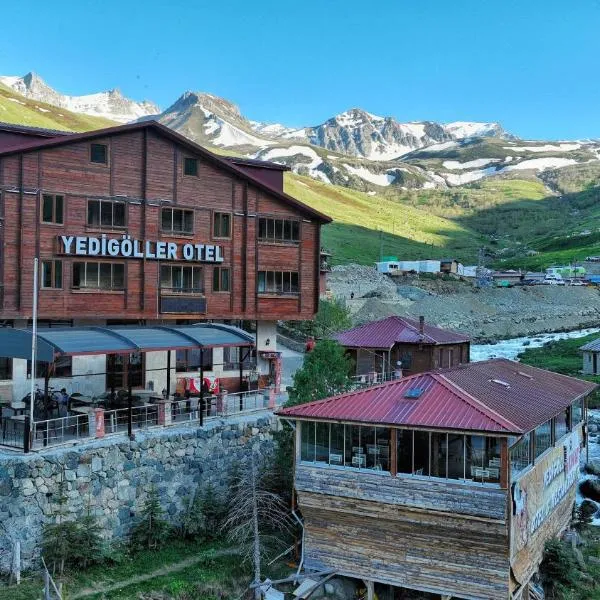 Yedigoller Hotel & Restaurant，位于乌宗的酒店