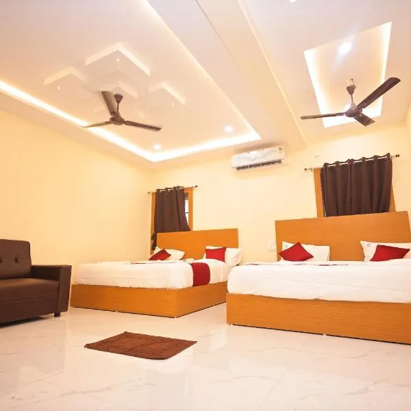 Jay & Jas Hotel，位于蒂鲁帕蒂的酒店