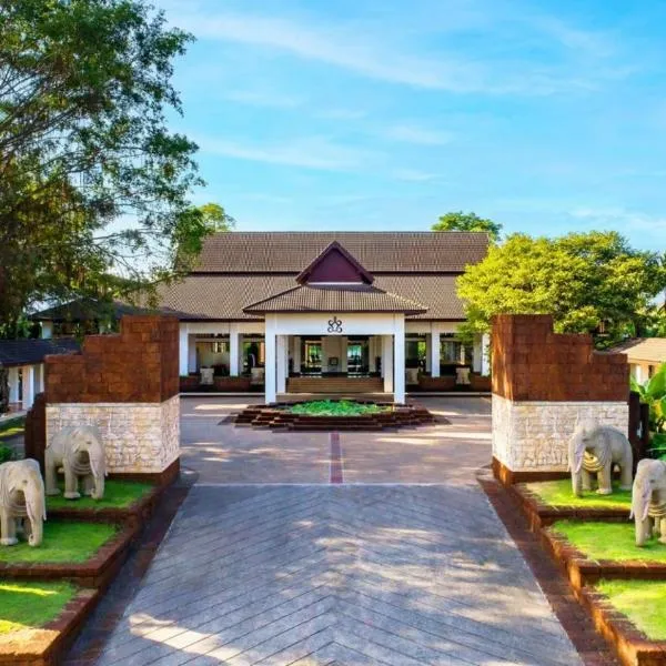 Tawa Ravadee Resort Prachinburi, a member of WorldHotels Distinctive，位于Si Maha Phot的酒店